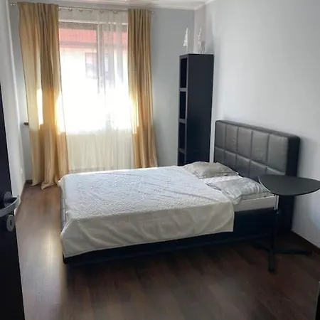 Przestronne Mieszkanie W Spokojnej Okolicy * Wysoka (Wroclaw)