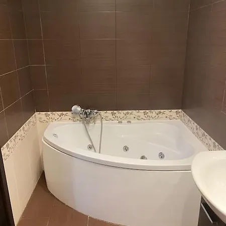 Przestronne Mieszkanie W Spokojnej Okolicy Appartement